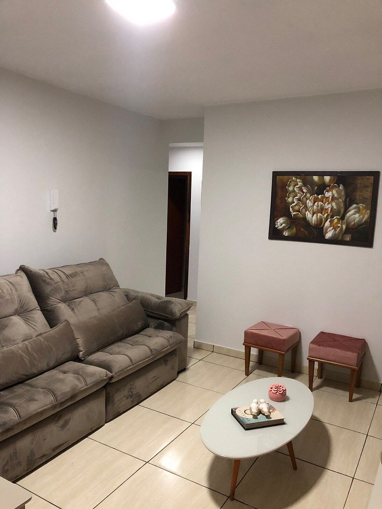 Apartamento Com Suite ,Wi-Fi 500MB , Estacionamento, Elevado