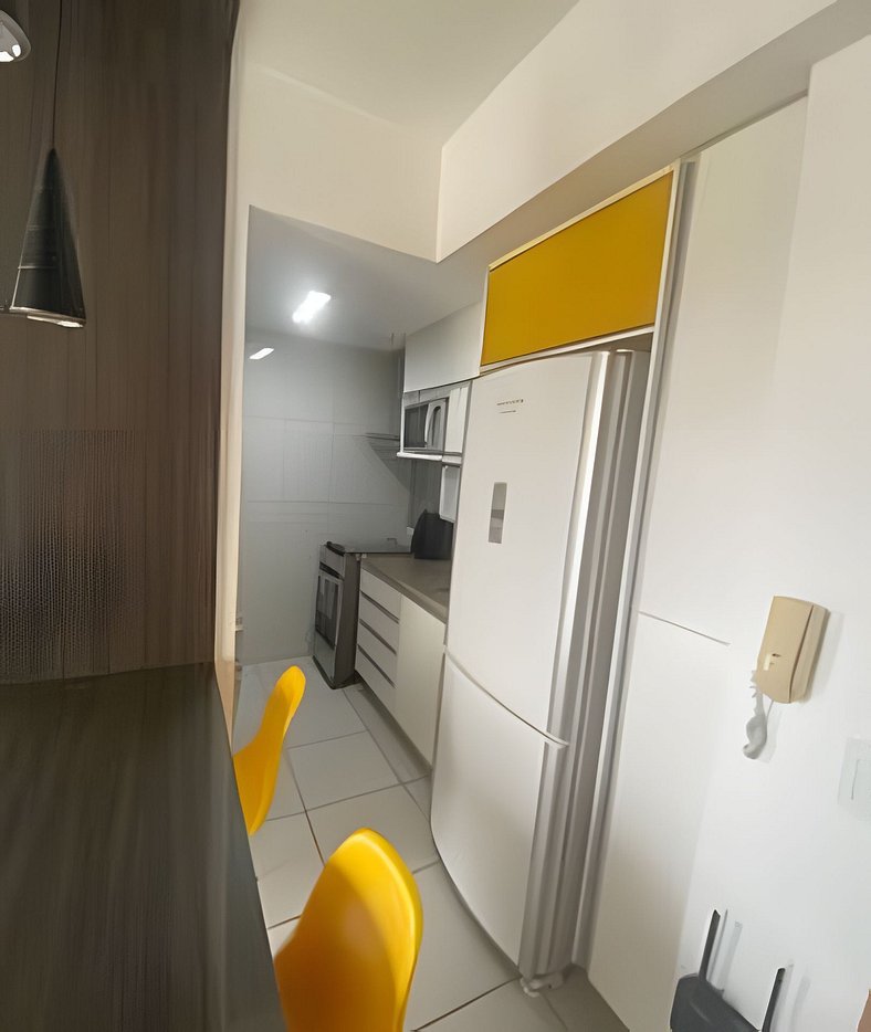 Apartment with/Garage, Elevator, Full Kitchen, Dryer