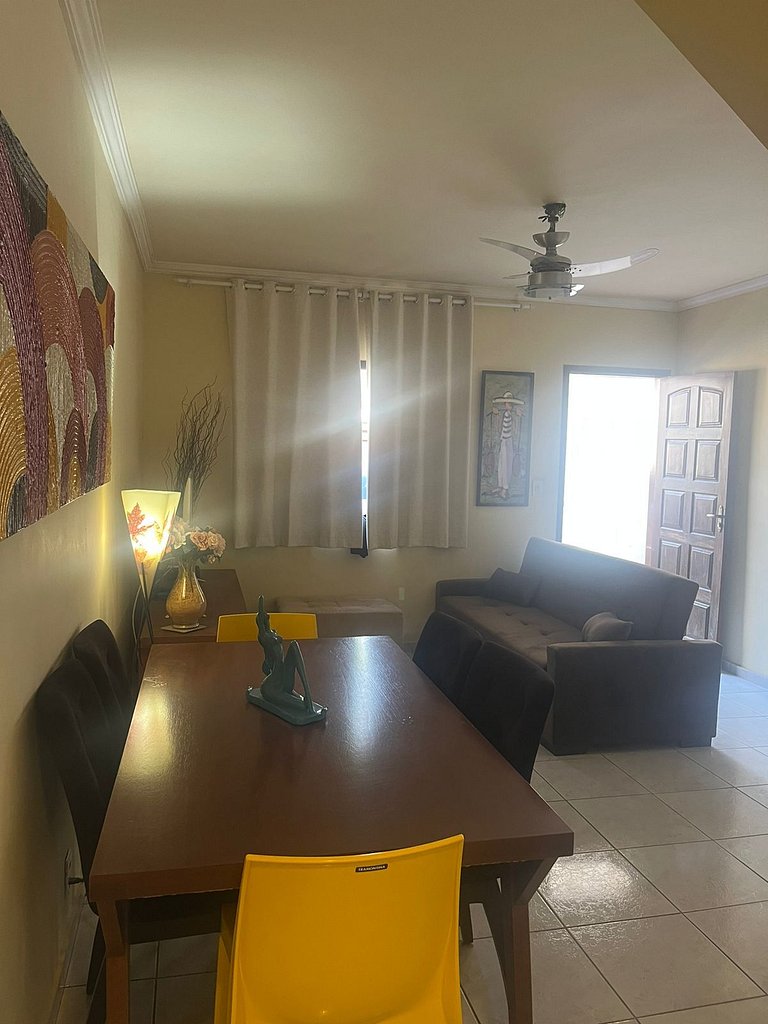 Casa, Até 7Hóspedes, 5minutos da Praia, Garagem, Wi-fi 300Mb